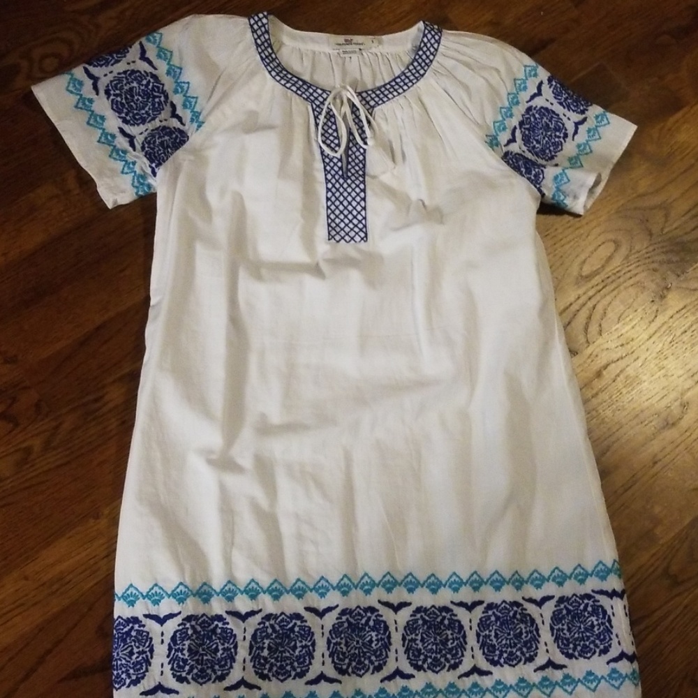 Vineyard vines dress